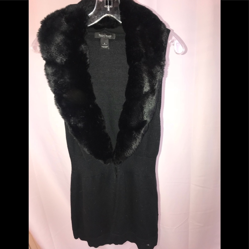 White House Black Market vest with Faux Fur Collar